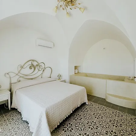 Palazzo Vittoria 3* Cutrofiano