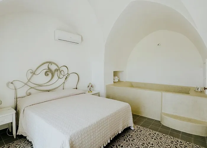 Palazzo Vittoria 4* 쿠트로피아노